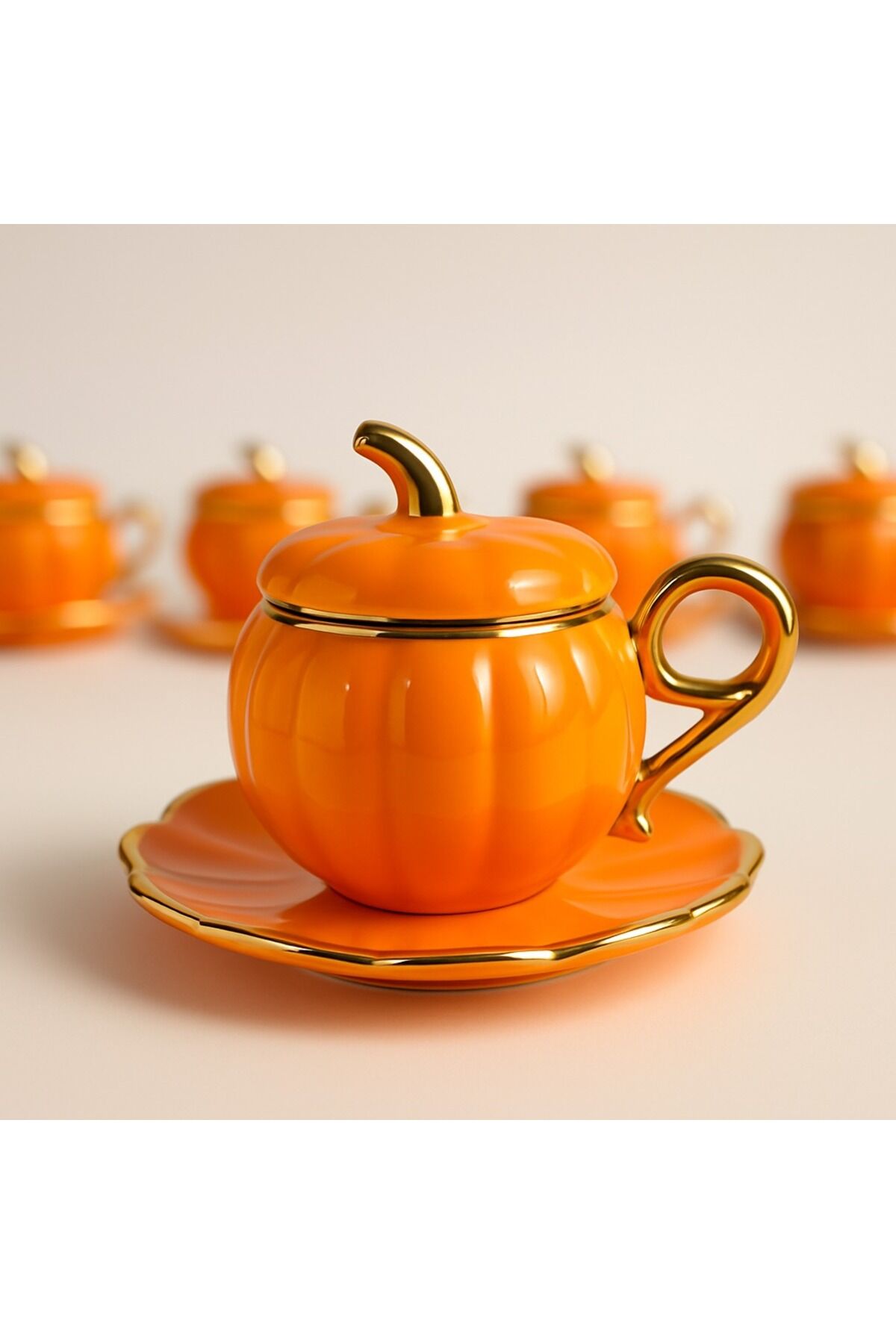 AROW MARKA BAL KABAĞI GÖRÜNÜMLÜ KAPAKLI PORSELEN 6 KİŞİLİK FİNCAN