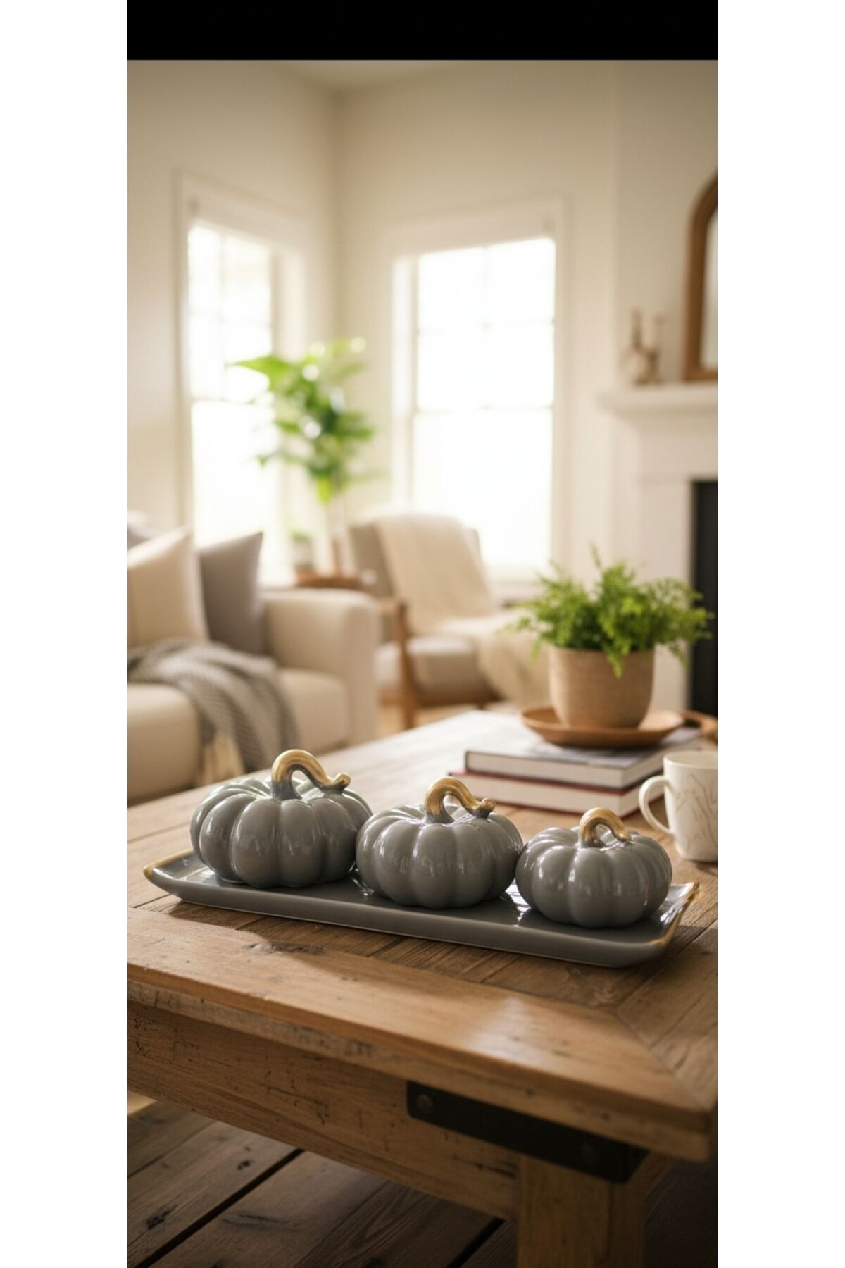 Seramik 4 Lü Bal Kabağı Dekoratif Set ( Bal Kabağı halloween 11 Cm , 10 Cm , 8 Cm ) 31 Cm Alt Kısım Gri